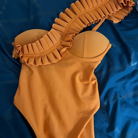 Authentic Andrea Iyamah swimsuit - Picture 7 of 8